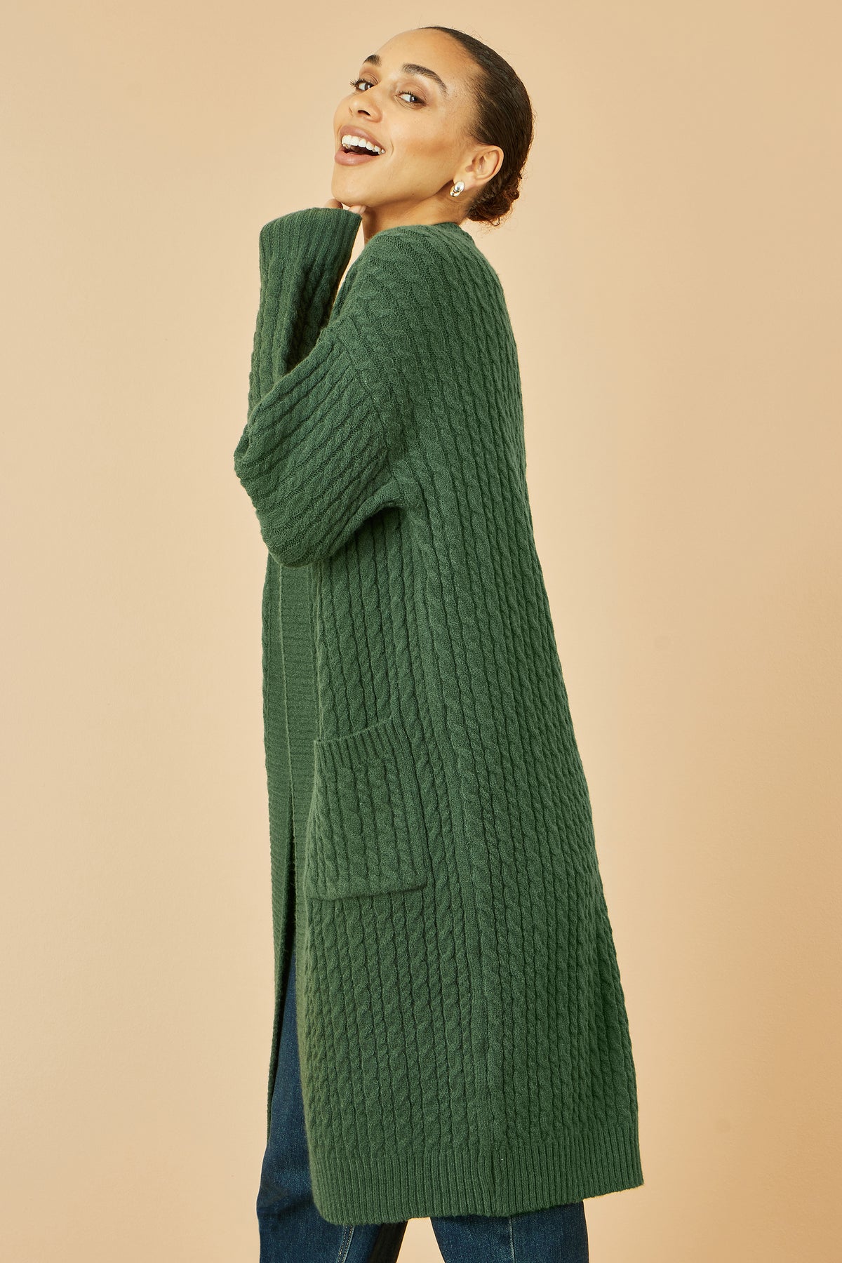 Yumi Green Cable Knit Edge to Edge Long Cardigan With Pockets Knit Cardigan Yumi