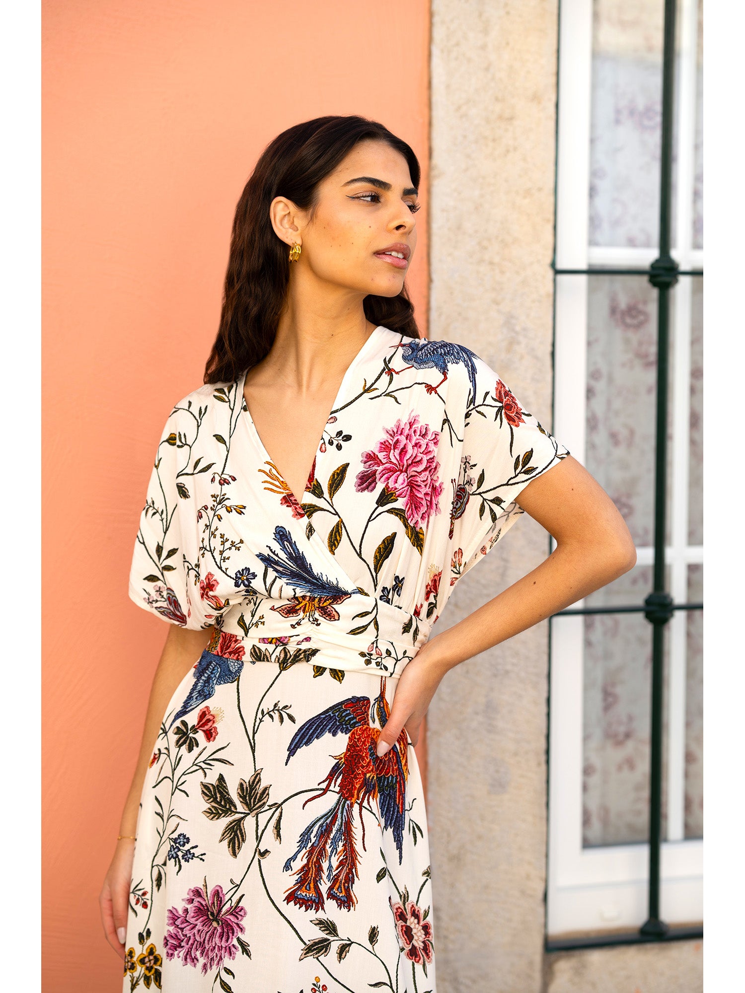Yumi Ivory Bird and Floral Print Ruched Waist Kimono Midi Dress Yumi