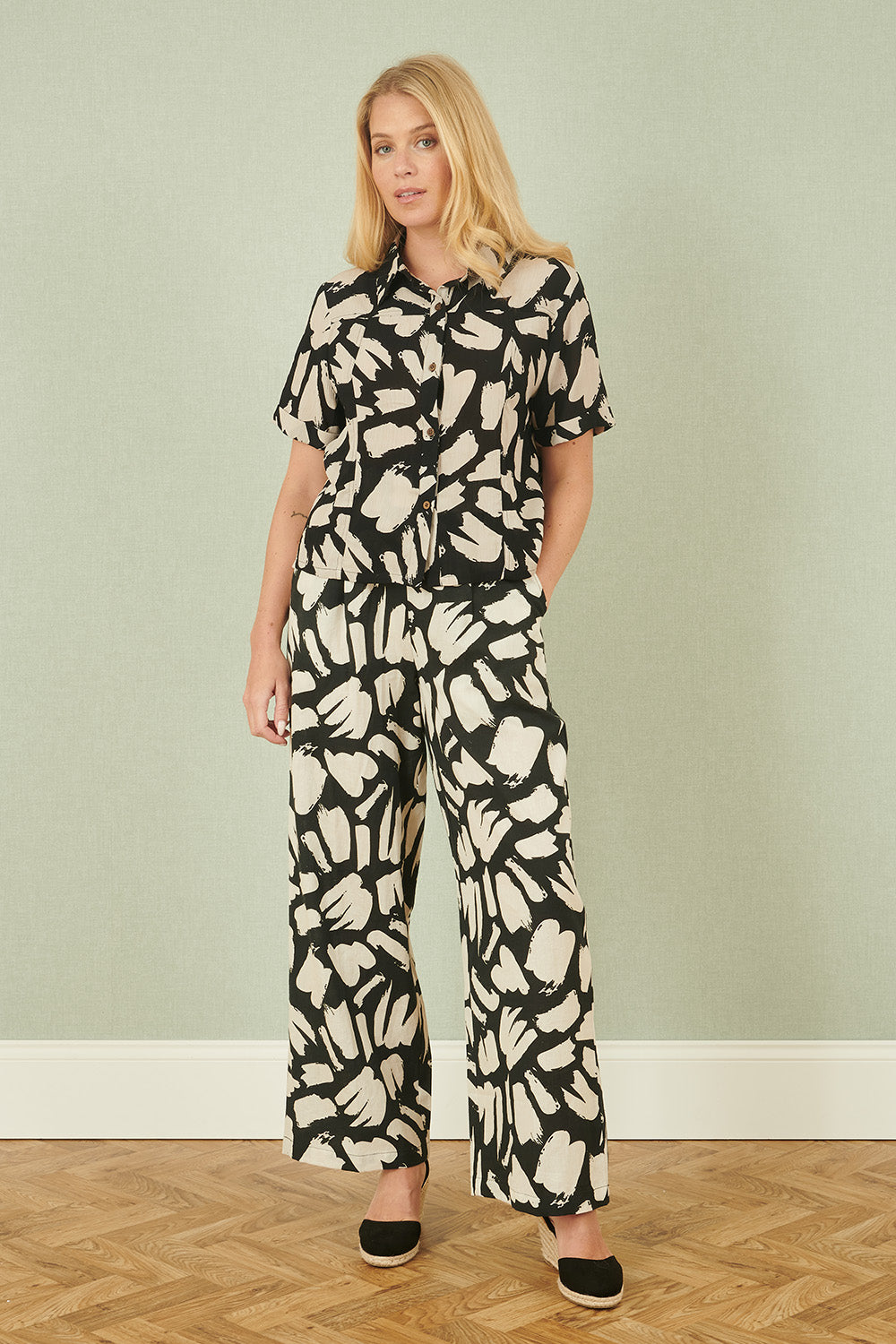Yumi Black Cotton Splash Print Relaxed Fit Trousers TROUSER Yumi