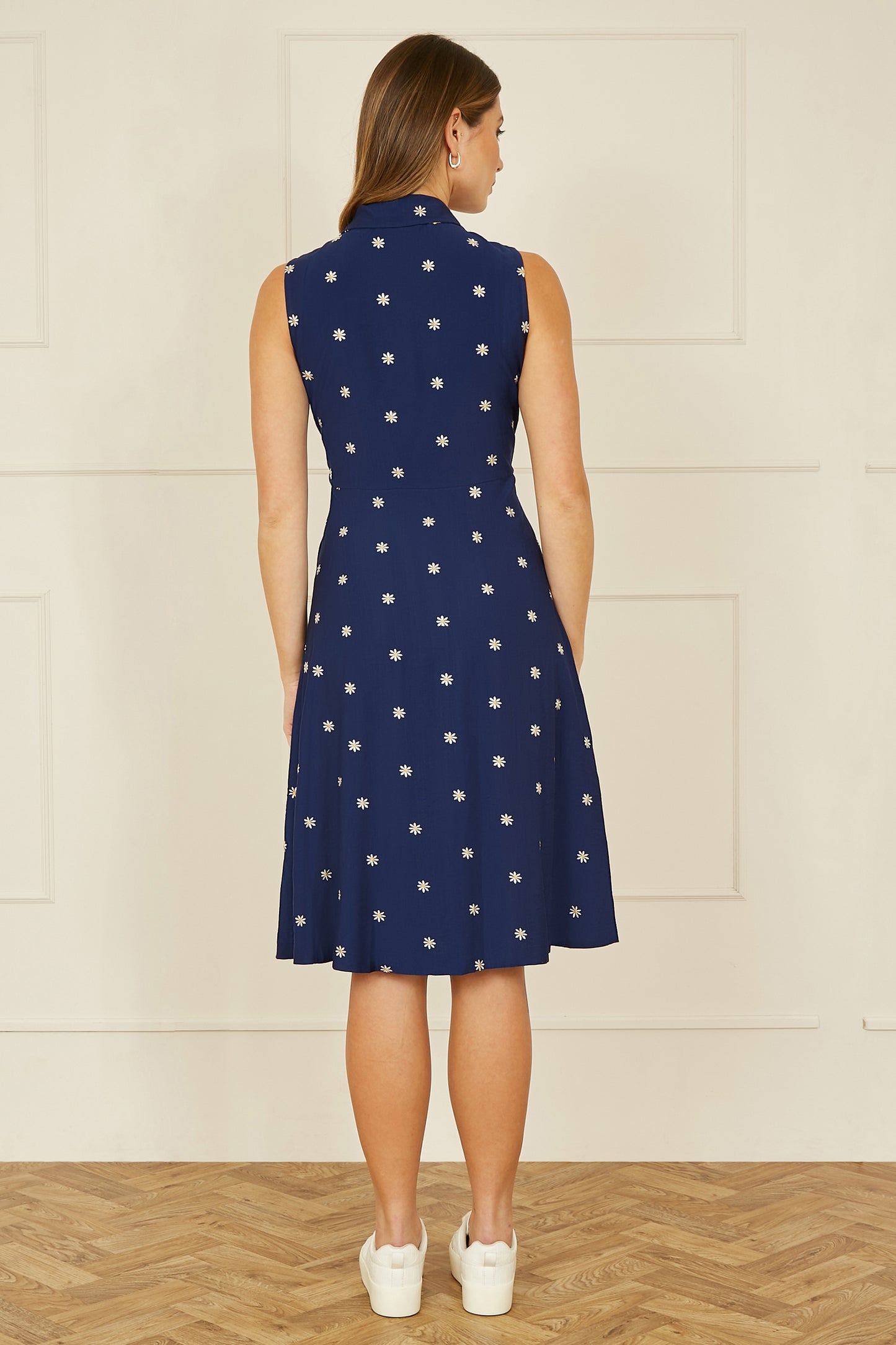 Yumi Navy Daisy Print Embroidered Sleeveless Shirt Dress DRES Day Yumi