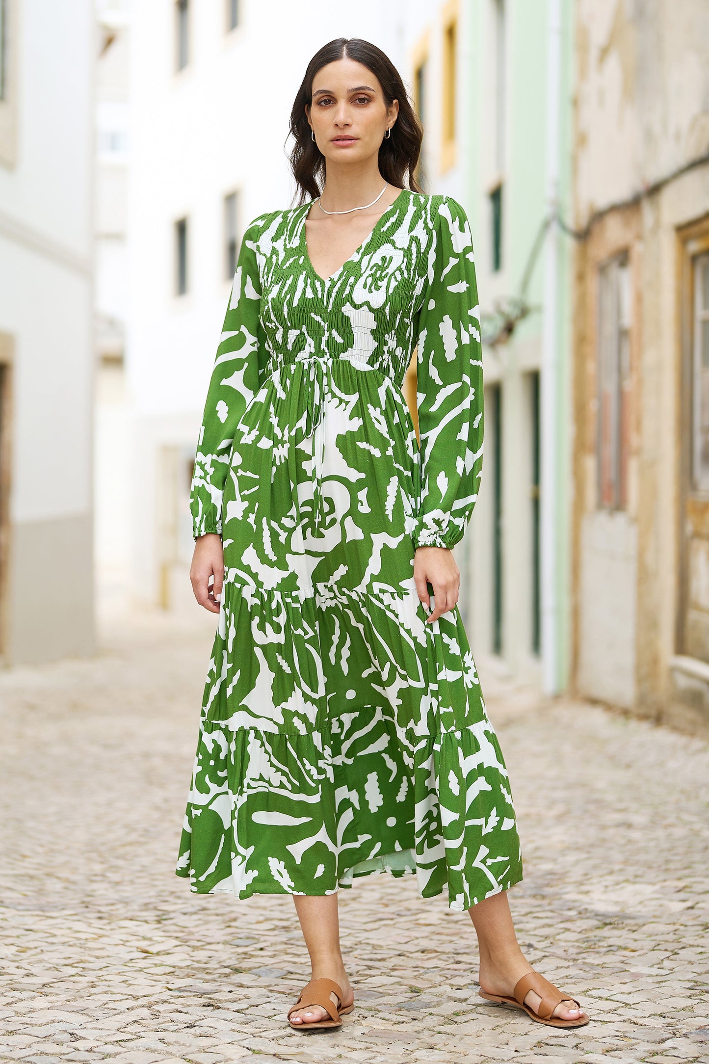 Yumi Green Abstract Print Ruched Midi Dress With Long Sleeves DRES Day Yumi