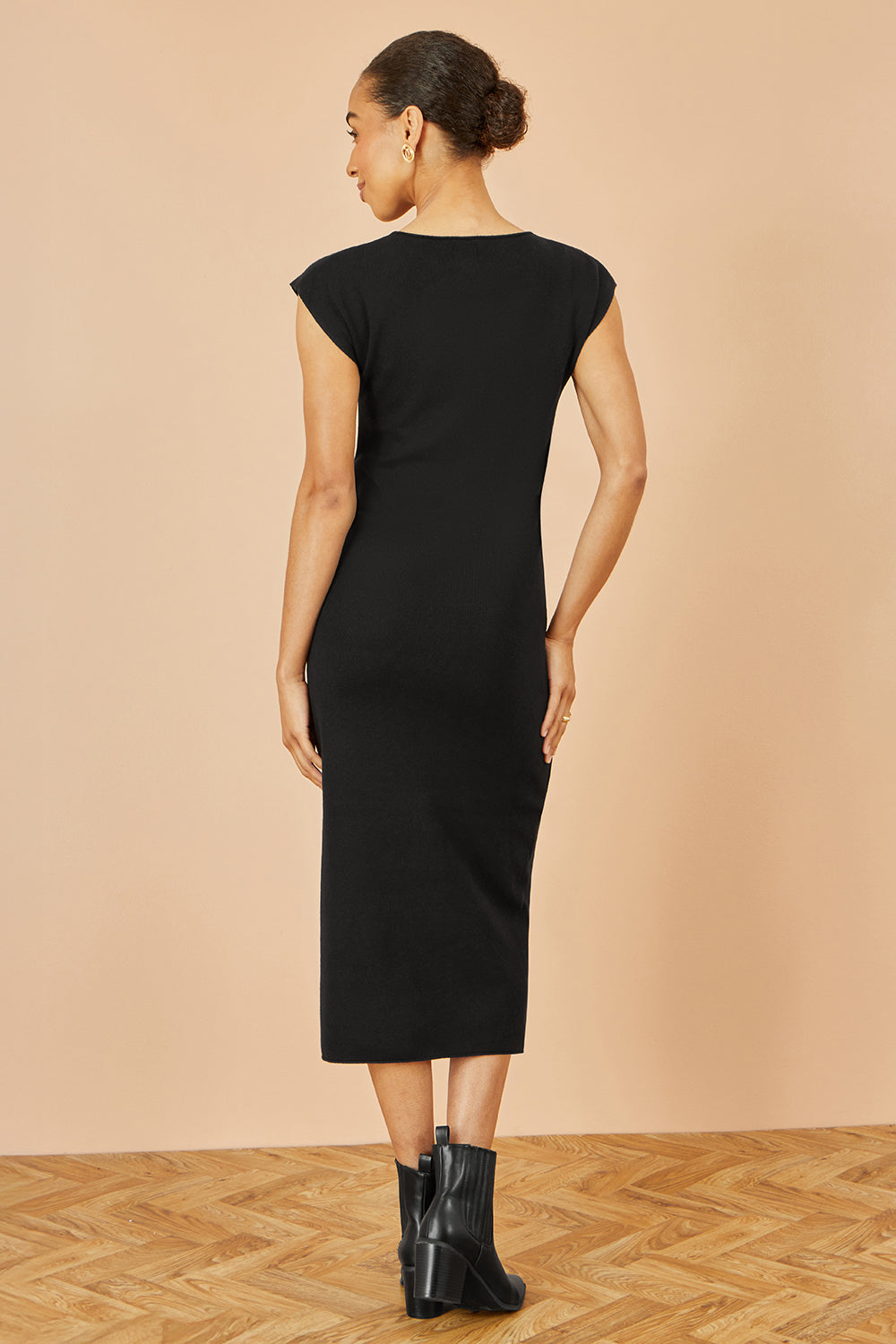 Yumi Black Knitted Ruched Midi Dress Knit Dress Yumi