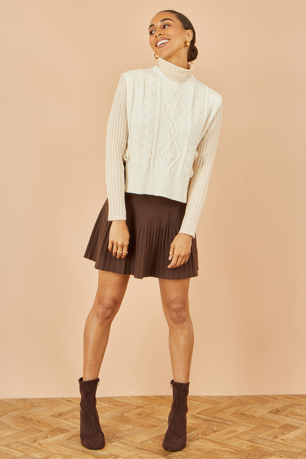 Yumi Ivory Flower Cable Knit Tie Side Pullover Knit Pullover Yumi
