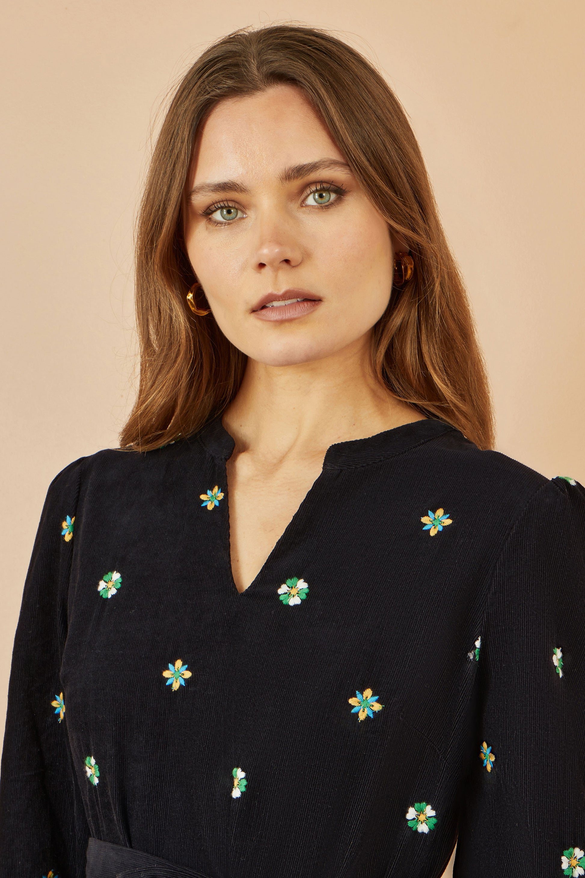 Yumi Black Flower Embroidery Midi Cord Dress Dress Casual Yumi