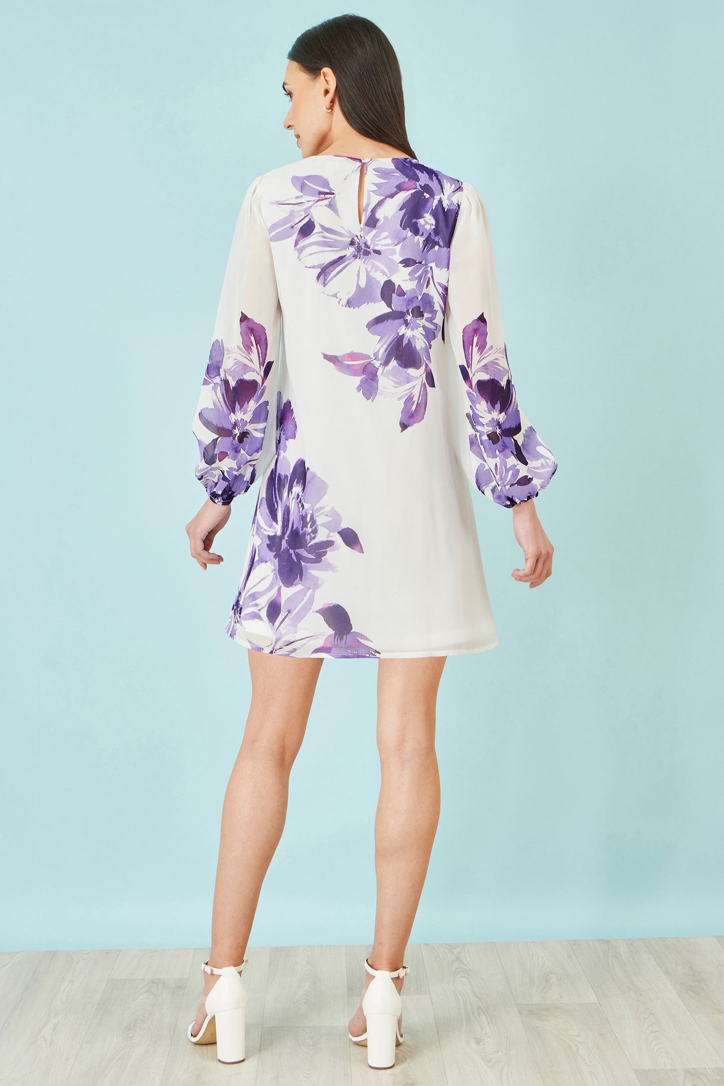 Yumi White Floral Placement Tunic With Keyhole Neckline Dress Occasion Yumi