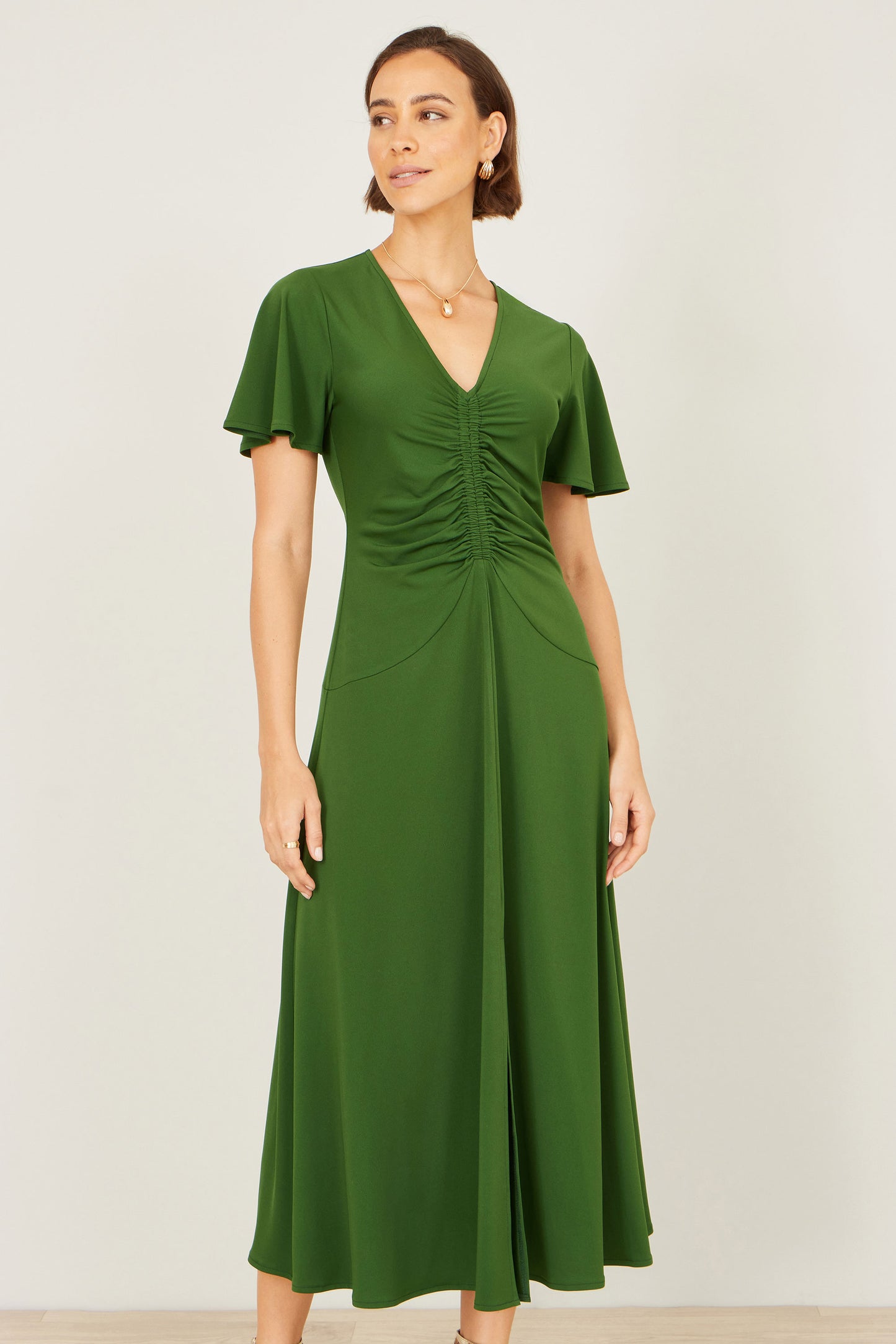 Yumi Green Ruched Front Stretch Midi Dress Dress Casual Yumi