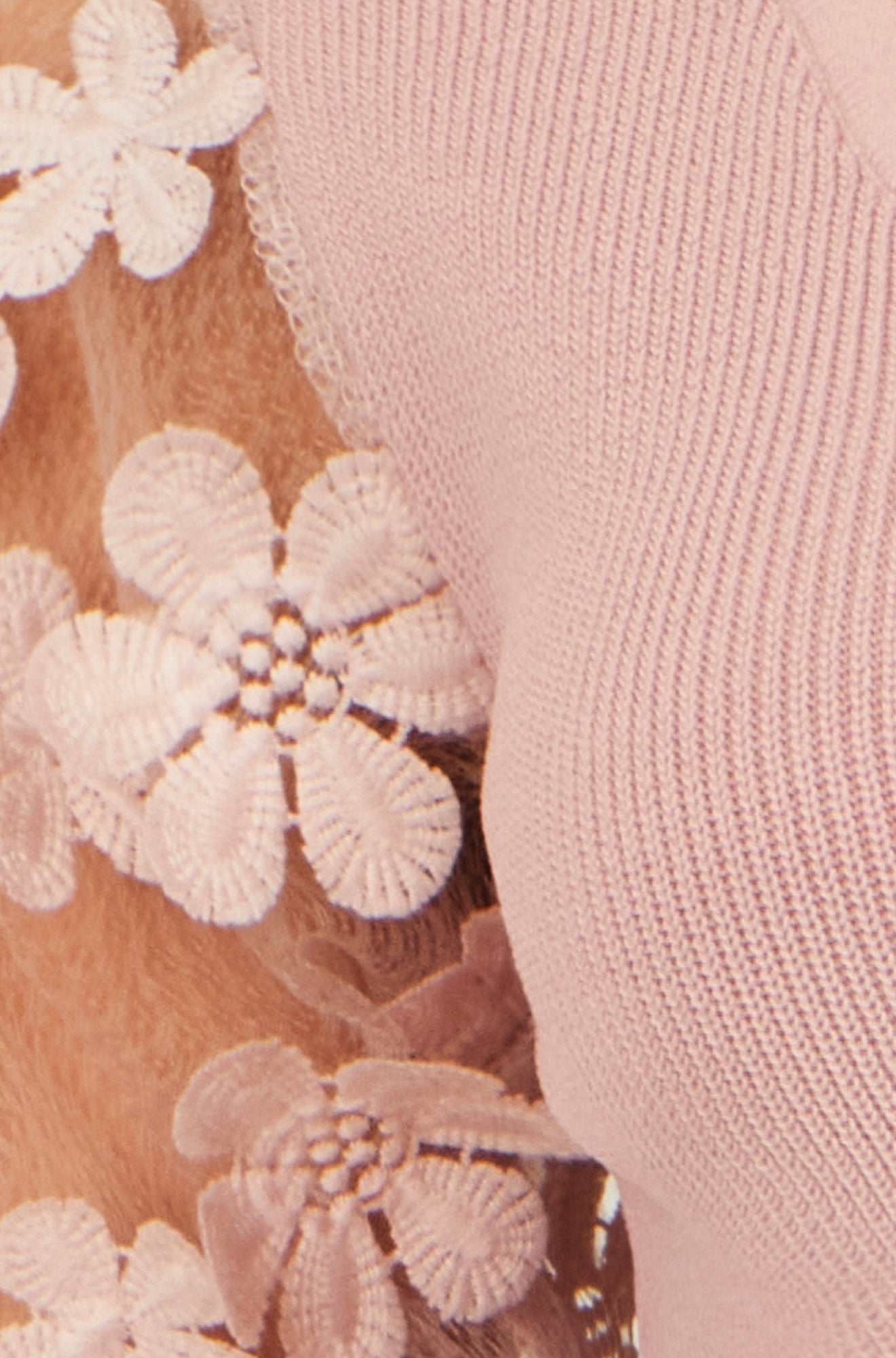 トップス yumii Yumi Blush Knitted Top With Floral Applique | Yumi