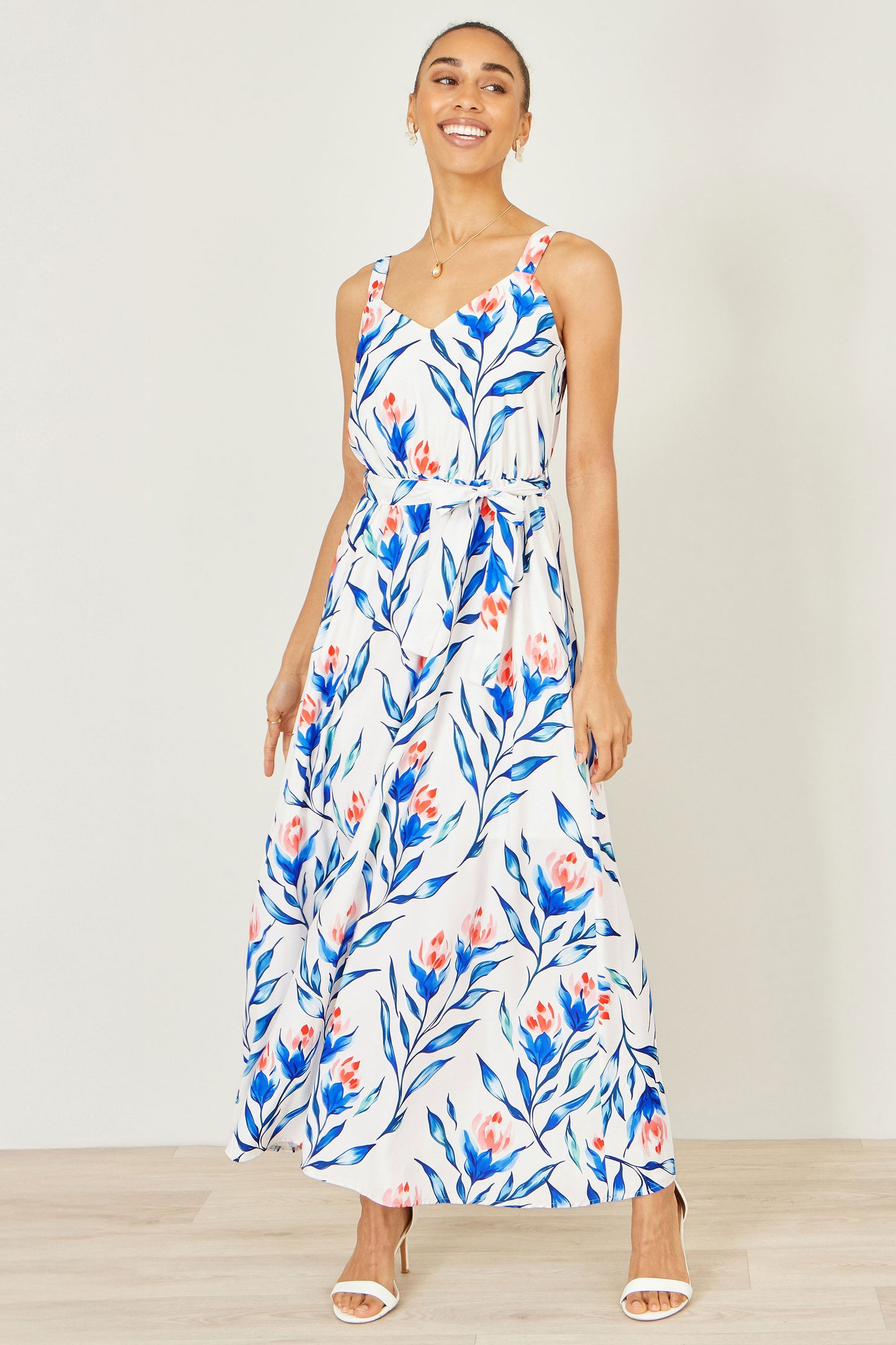 Yumi White Floral Print Maxi Sun Dress Beachwear Yumi