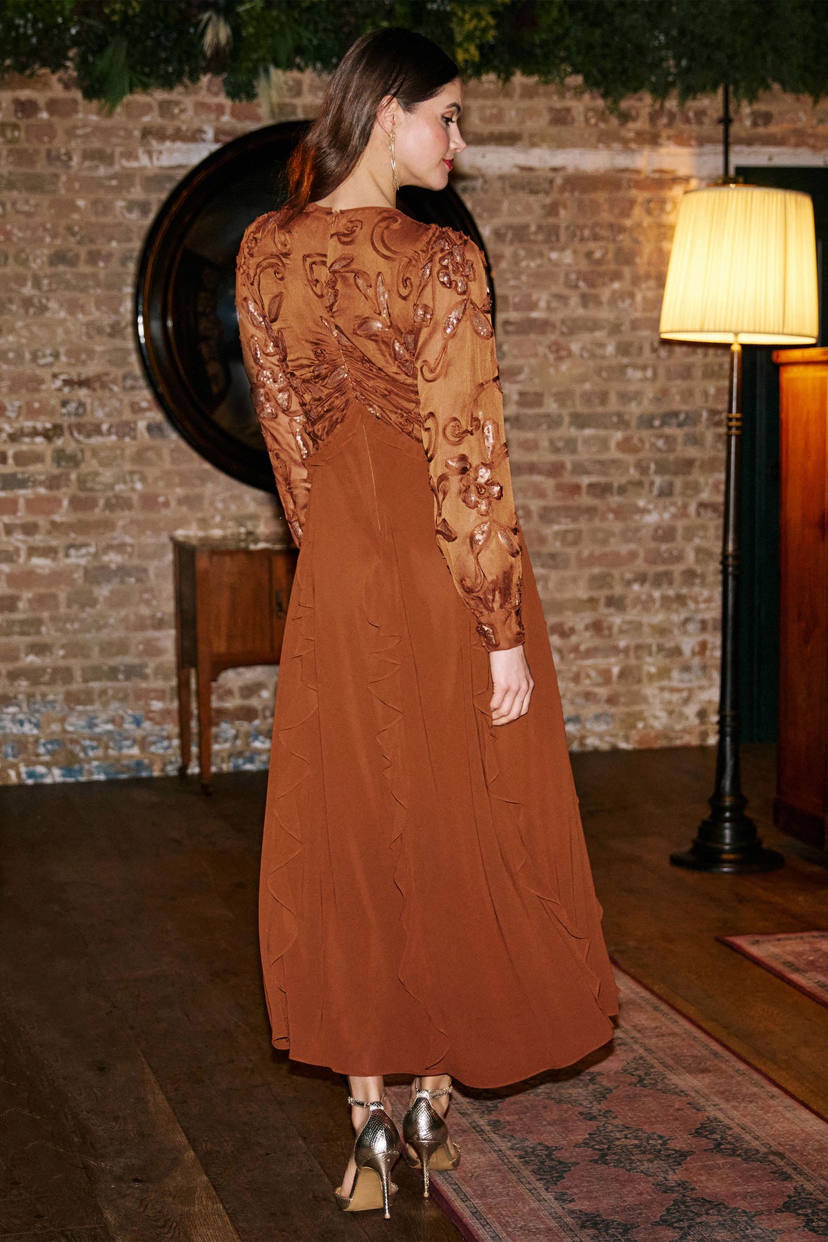 Yumi Brown Sequin Bodice Maxi Dress With Ruffles Dress Party Yumi