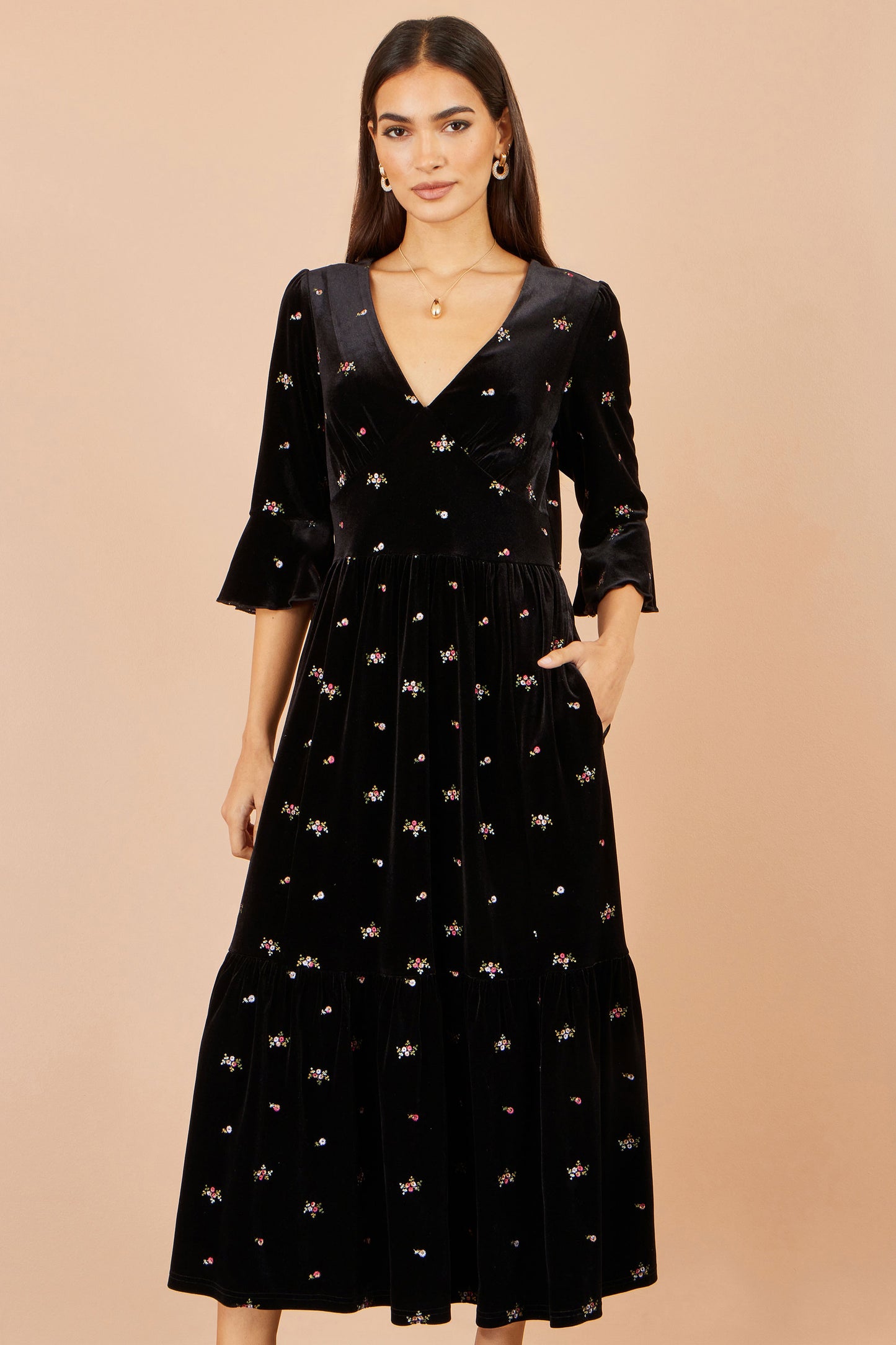 Yumi Black Velvet Embroidered Midi Dress Dress Party Yumi