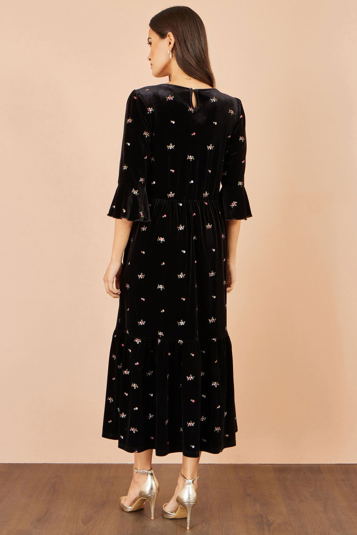 Yumi Black Velvet Embroidered Midi Dress Dress Party Yumi