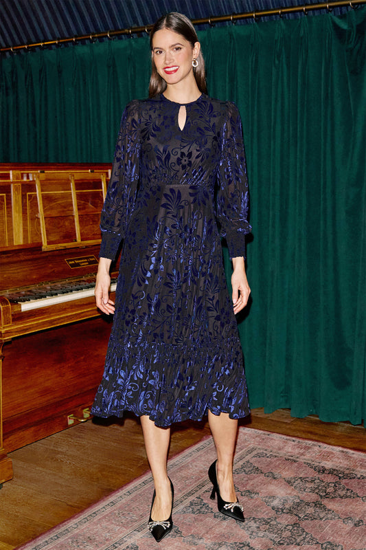Yumi Blue Velvet Floral Midi Dress