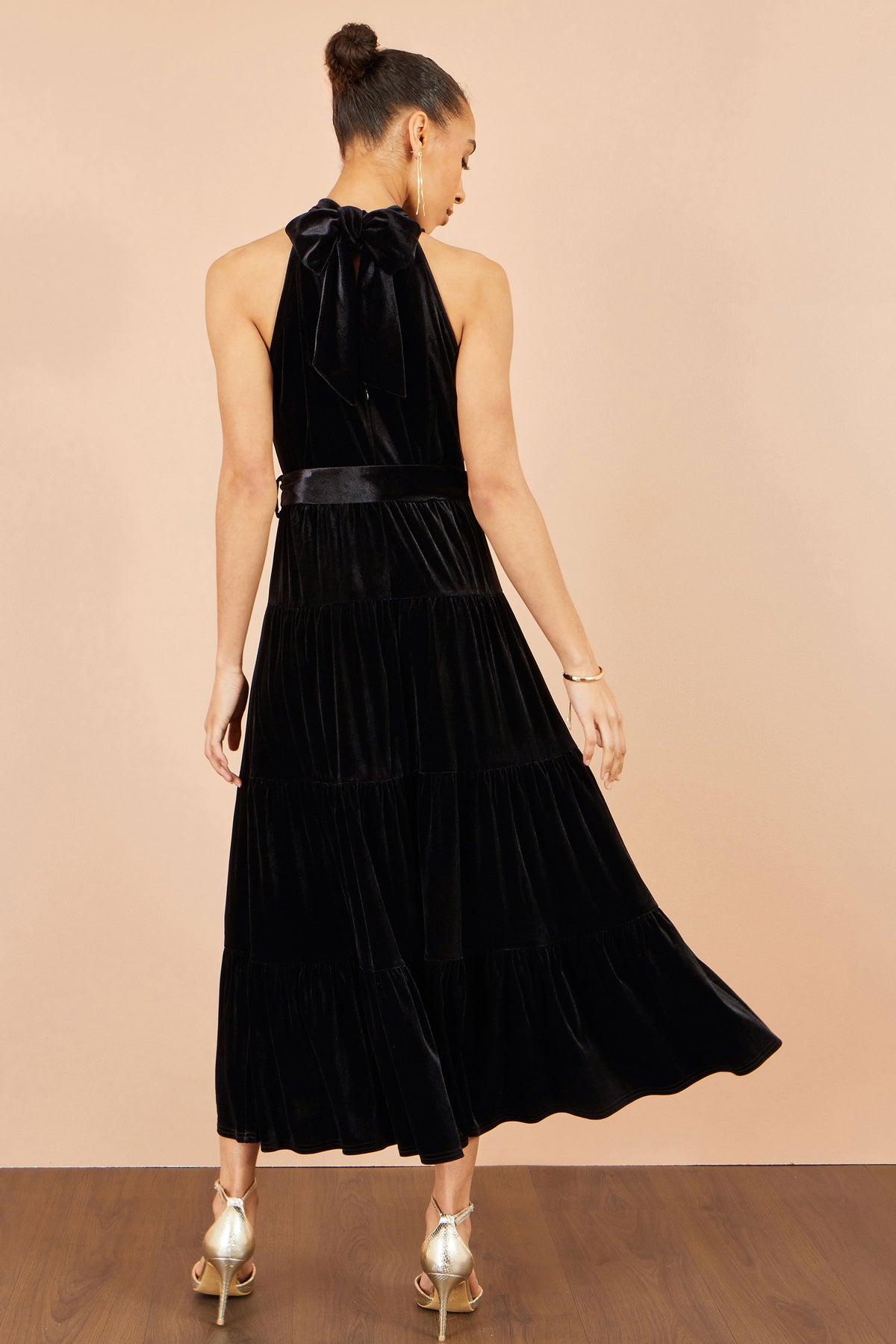 Yumi Black Velvet Halter Maxi Dress With Belt Dress Party Yumi