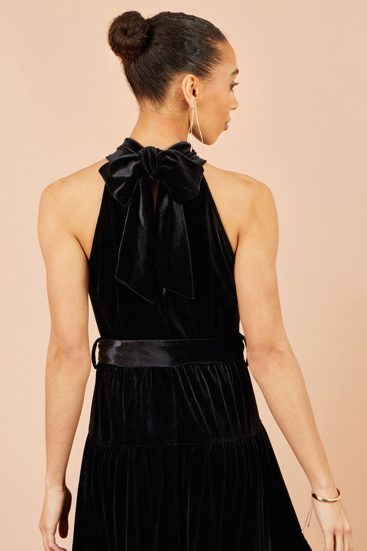 Yumi Black Velvet Halter Maxi Dress With Belt Dress Party Yumi