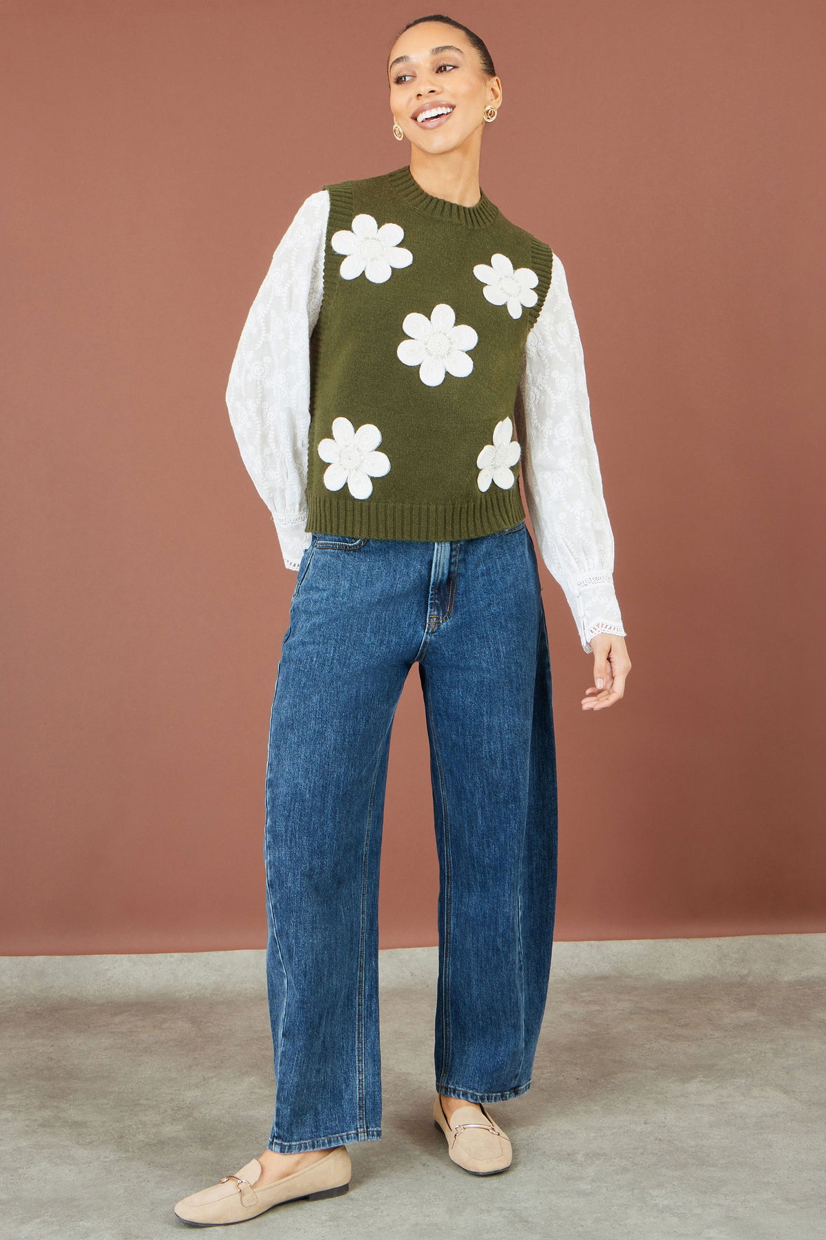Yumi Green Flower Applique Knit Tank Knit Pullover Yumi